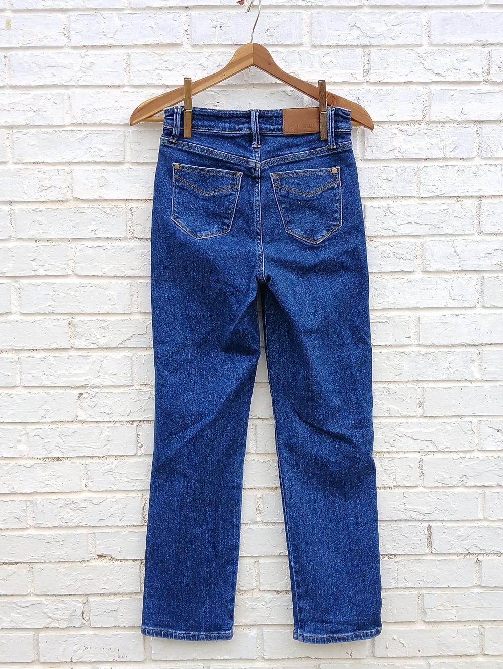 Judy Blue Straight Leg Highrise Tummy Control Jeans - Picture 4 of 6